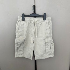 HM Mens White and Cream Shorts